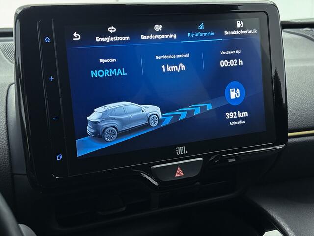 Toyota YARIS Cross 1.5 Hybrid Adventure | Elektrische Achterklep | Dodehoek Signalering | Stoel en Stuur-verwarming |