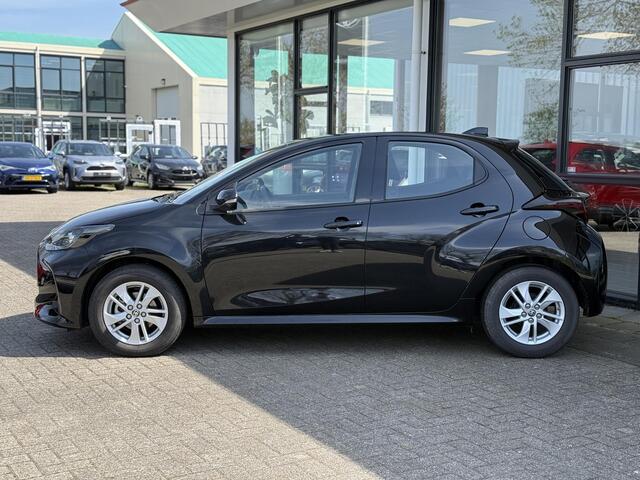 Toyota YARIS 1.5 VVT-i Active ACC | Camera | Carplay