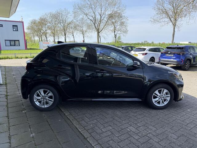 Toyota YARIS 1.5 VVT-i Active ACC | Camera | Carplay