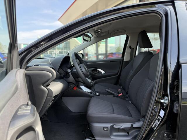 Toyota YARIS 1.5 VVT-i Active ACC | Camera | Carplay