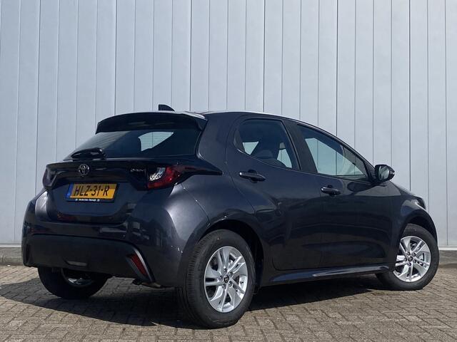 Toyota YARIS 1.5 Hybrid 115 Active Limited Parkeersensoren Stoel Stuurverwarming Carplay Android Auto