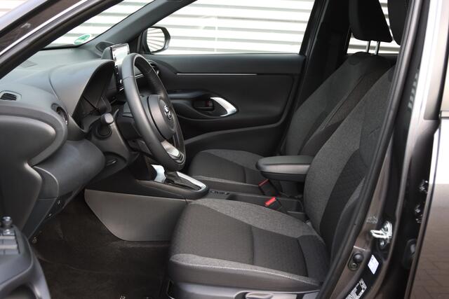 Toyota YARIS Cross 1.5 Hybrid Dynamic Carplay / Winter-Pakket