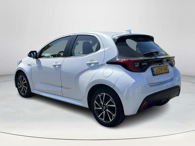 Toyota YARIS 1.5 Hybrid Dynamic | Navigatie | LED koplampen | Keyless entry | Licht metalen velgen |