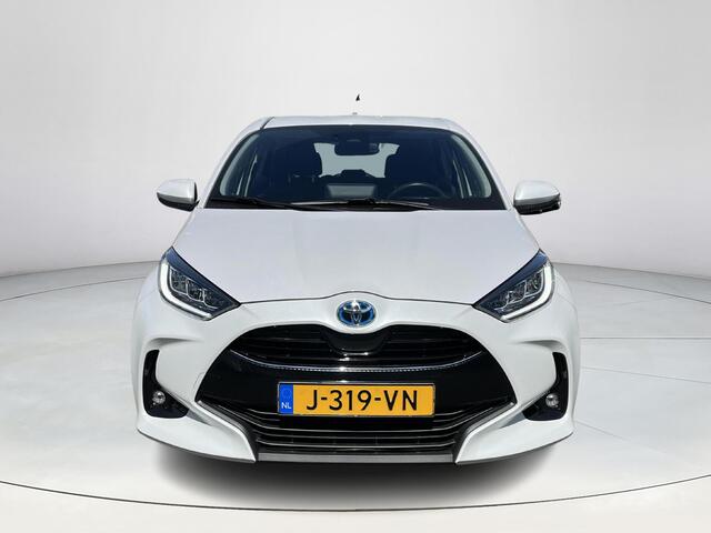 Toyota YARIS 1.5 Hybrid Dynamic | Navigatie | LED koplampen | Keyless entry | Licht metalen velgen |