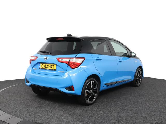 Toyota YARIS 1.5 Hybrid Skyblue | Navigatie | Parkeersensoren Achter | Keyless | Parkeercamera | Vierseizoenen Banden |