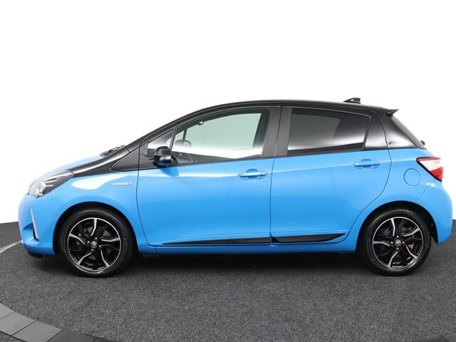 Toyota YARIS 1.5 Hybrid Skyblue | Navigatie | Parkeersensoren Achter | Keyless | Parkeercamera | Vierseizoenen Banden |