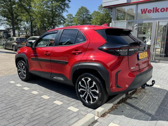 Toyota YARIS Cross 1.5 Hybrid First Edition All-season banden, trekhaak, dodehoekdetectie, PDC V + A , All-in Rijklaarprijs