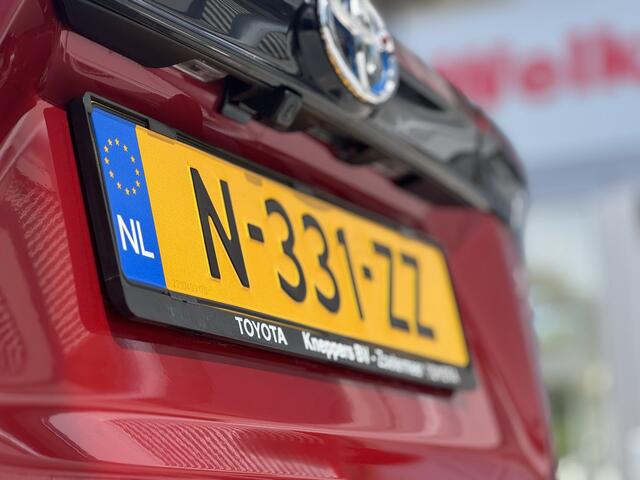 Toyota YARIS Cross 1.5 Hybrid First Edition All-season banden, trekhaak, dodehoekdetectie, PDC V + A , All-in Rijklaarprijs