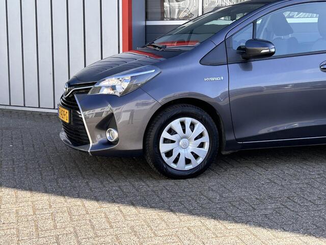 Toyota YARIS 1.5 Hybrid Aspiration | Camera | Parkeer sensoren | Automaat |