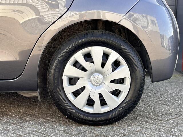 Toyota YARIS 1.5 Hybrid Aspiration | Camera | Parkeer sensoren | Automaat |