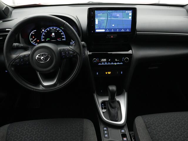 Toyota YARIS Cross 1.5H Dynamic Limited | 17"LM velgen | Stoel en stuurwiel verwarmd | Dodehoek Ass. | Park supp. |