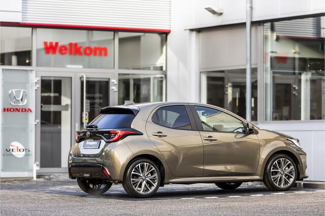 Toyota YARIS 1.5 Hybrid 130 Executive JBL Audio | Head Up Display | Lederen bekleding | Dodenhoekdetectie , All-in Rijklaarprijs