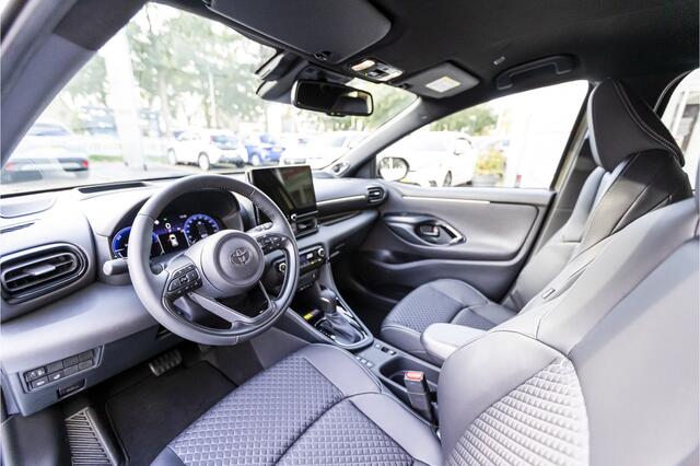 Toyota YARIS 1.5 Hybrid 130 Executive JBL Audio | Head Up Display | Lederen bekleding | Dodenhoekdetectie , All-in Rijklaarprijs