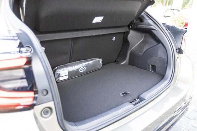 Toyota YARIS 1.5 Hybrid 130 Executive JBL Audio | Head Up Display | Lederen bekleding | Dodenhoekdetectie , All-in Rijklaarprijs