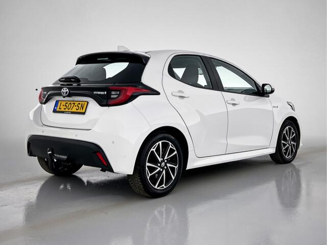Toyota YARIS 1.5 Hybrid Dynamic | Parkeersensor voor en achter | Trekhaak afneembaar |