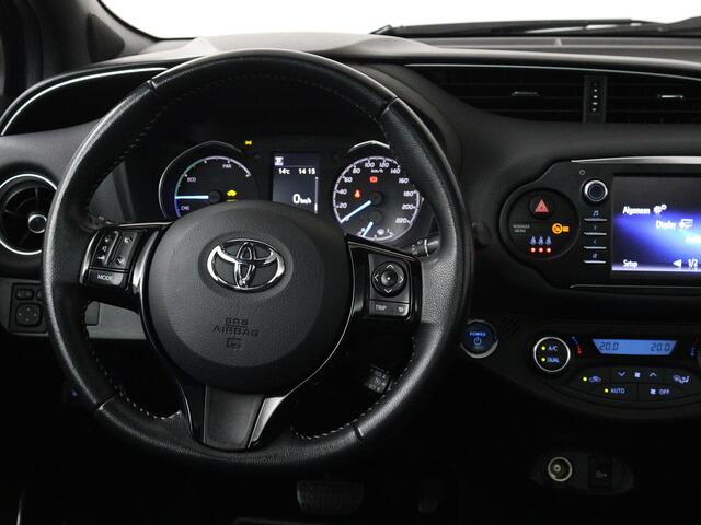 Toyota YARIS 1.5 Hybrid Premium Limited