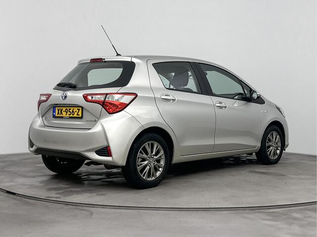 Toyota YARIS 1.5 Hybrid Design Limited | zeer nette auto | LM velgen | Achteruitrijcamera |