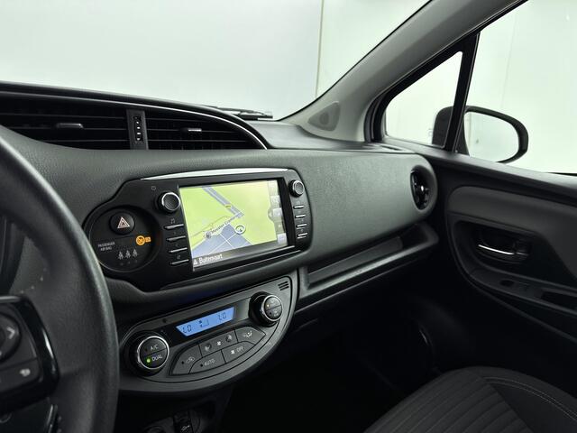 Toyota YARIS 1.5 Hybrid Active | Navigatie | Parkeercamera | Cruise en Climate Control |