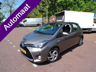 toyota-yaris-1.5-hybrid-trend-camer