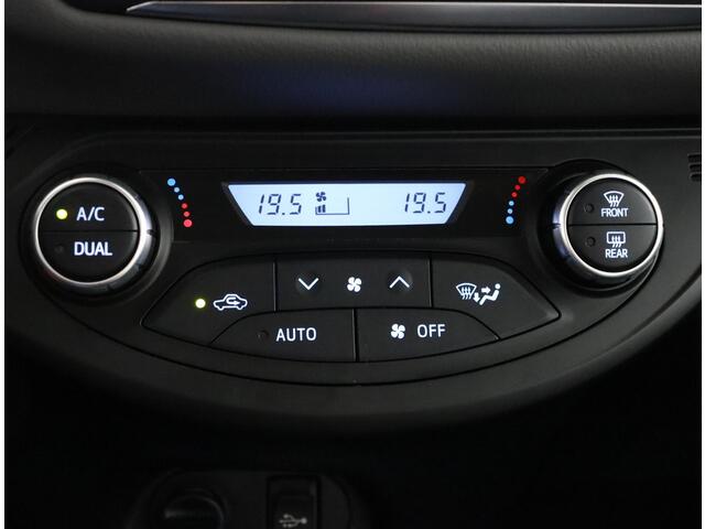 Toyota YARIS 1.5 Hybrid Aspiration | Navigatie | Cruisecontrol | Bluetooth |