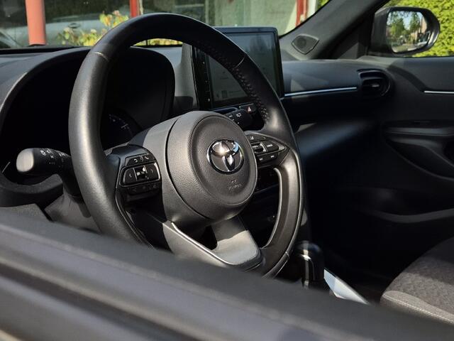 Toyota YARIS 1.5 Hybrid Automaat Dynamic | Trekhaak | Stoel- en stuurverwarmi