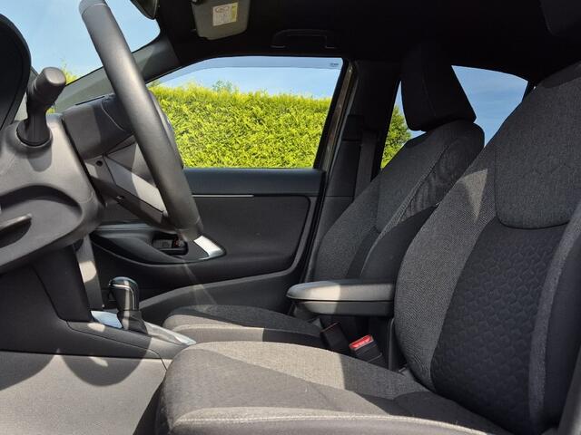 Toyota YARIS 1.5 Hybrid Automaat Dynamic | Trekhaak | Stoel- en stuurverwarmi