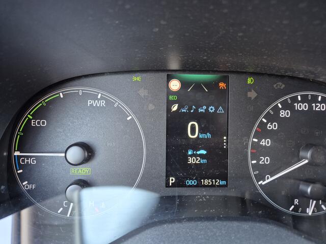 Toyota YARIS 1.5 Hybrid 115 First Edition BELG SCHROEISCHADE RECHTS 18.500km