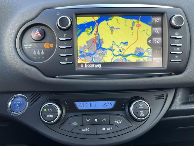 Toyota YARIS 1.5 Hybrid Active | Navi/Camera/Clima/Cruise