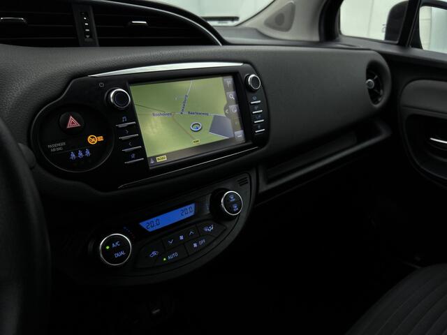 Toyota YARIS 1.5 Hybrid Active | Automaat | Nederlandse auto | Navigatiesysteem |