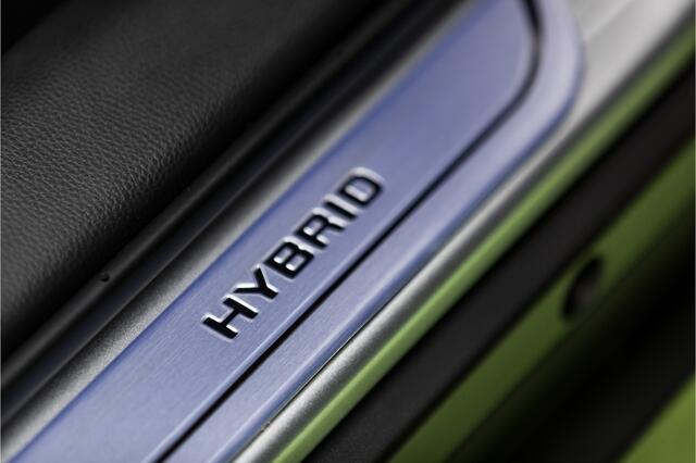 Toyota YARIS Cross 1.5 Hybrid 130 Style Edition 2025 Parkeersensoren V+A, Dodehoeksensor, Navigatie , All-in Rijklaarprijs
