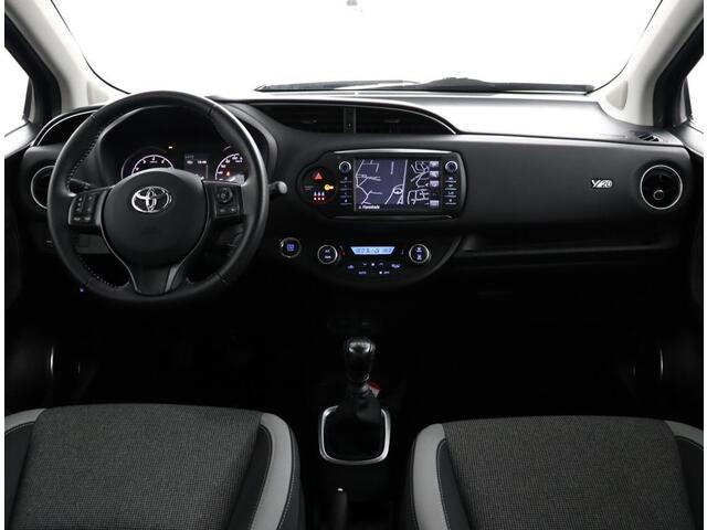 Toyota YARIS 1.5 VVT-i Y20 | climate control | Achteruitrijcamera | NAP |