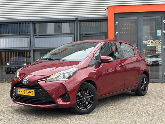 Toyota YARIS 1.5 Hybrid Aspiration / Navi / NL Auto / Achterruitrijcamera / Cruise Control /