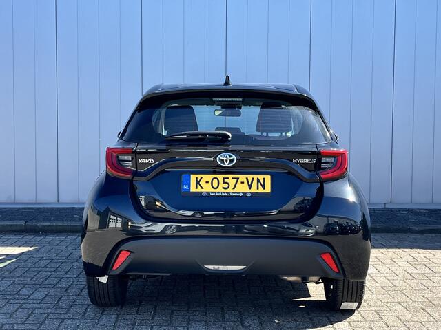 Toyota YARIS 1.5 Hybrid Dynamic Adaptive cruise Clima Navi Camera 1e Eigenaar Dealer onderhouden