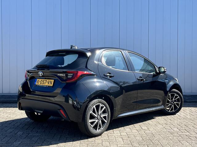 Toyota YARIS 1.5 Hybrid Dynamic Adaptive cruise Clima Navi Camera 1e Eigenaar Dealer onderhouden