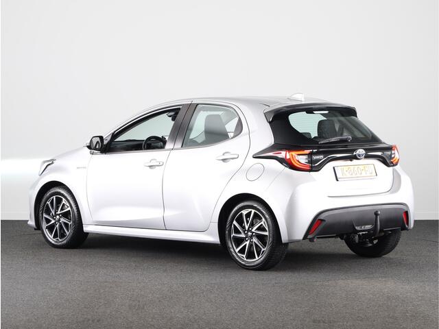 Toyota YARIS 1.5 Hybrid Dynamic | Trekhaak | LM velgen | Cruise Control Adaptief | Climate Control |