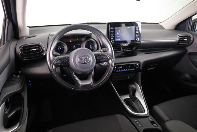 Toyota YARIS 1.5 Hybrid Dynamic | Trekhaak | LM velgen | Cruise Control Adaptief | Climate Control |