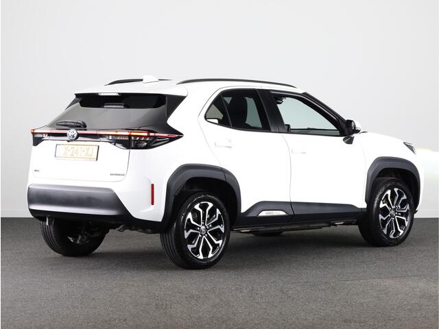 Toyota YARIS Cross 1.5 Hybrid Dynamic | NL-Auto | Apple Carplay /- Android Auto | Parkeercamera | Cruise Control Adaptief |