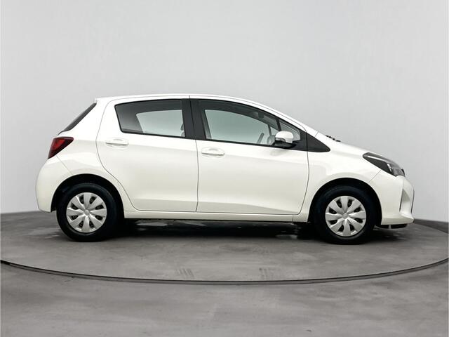 Toyota YARIS 1.3 VVT-i Now