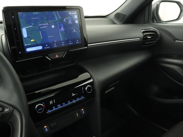 Toyota YARIS Cross 1.5 Hybrid Style Limited | Panoramadak | Draadloze Telefoonlader | Voorstoelen Verwarmd |
