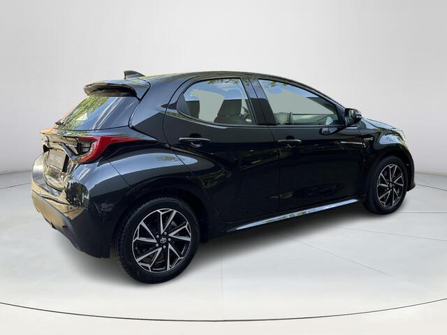 Toyota YARIS 1.5 Hybrid Dynamic | 06-10141018 Voor meer informatie