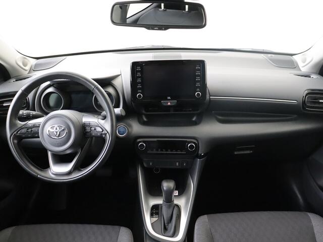Toyota YARIS 1.5 Hybrid Style 28-04 JBL