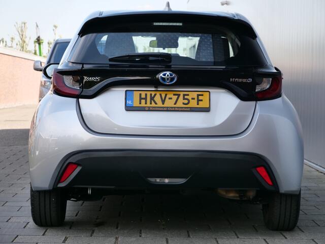 Toyota YARIS 1.5 Hybrid Active Camera / Climate Control / Ad.Cruise control