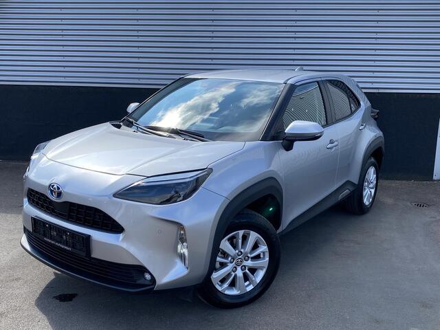 Toyota YARIS Cross 1.5 Hybrid Dynamic Edition Incl: AppleCarPlay / AndroidAuto, Navigatie, Parkeersensoren, Smart key, Privacy glass, Achteruitrijcamera, Adaptieve cruise controle