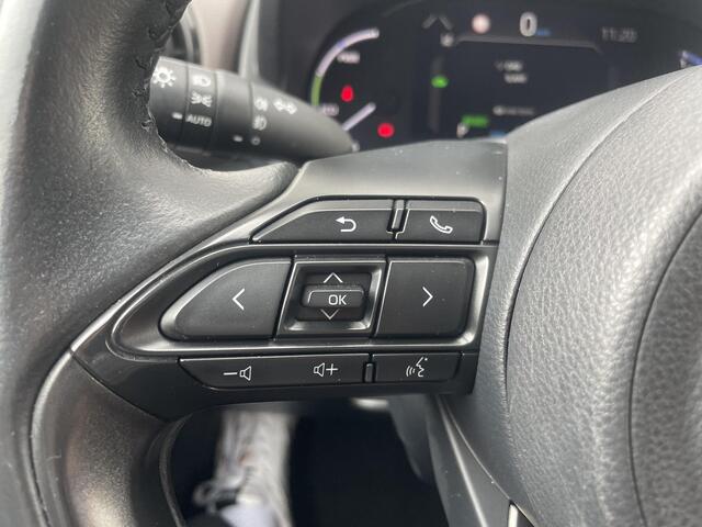 Toyota YARIS Cross 1.5 Hybrid Executive Bi-tone, Zeer Luxe