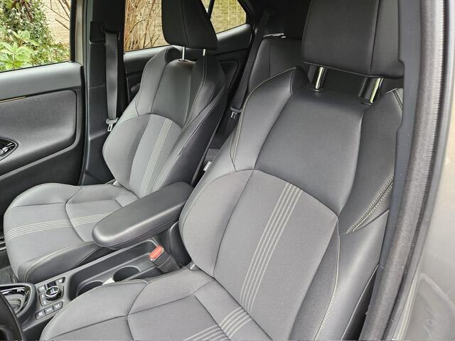 Toyota YARIS Cross 1.5 Hybrid Awd Adventure Dodehoek detector /Elektrische achterklep