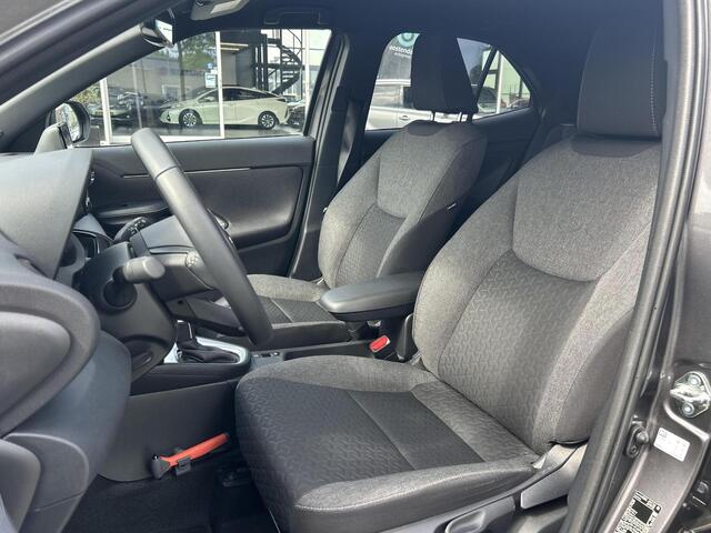 Toyota YARIS Cross 1.5 Hybrid Dynamic **NAVIGATIE/ PARKEERCAMERA/ GARANTIE**