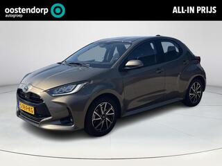 toyota-yaris-1.5-hybrid-dynamic-**t