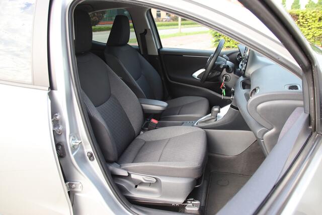 Toyota YARIS 1.5 Hybrid Sparco Clima, Carplay-Camera, Cruise, NL Auto Aanbieding!