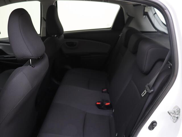 Toyota YARIS 1.5 Hybrid Aspiration | Automaat | Climate Control | Trekhaak | Radio
