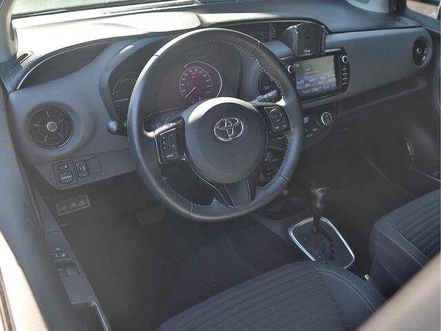 Toyota YARIS 1.5 Hybrid Active Navi+BT+Camera Cr.Control ECC-Airco